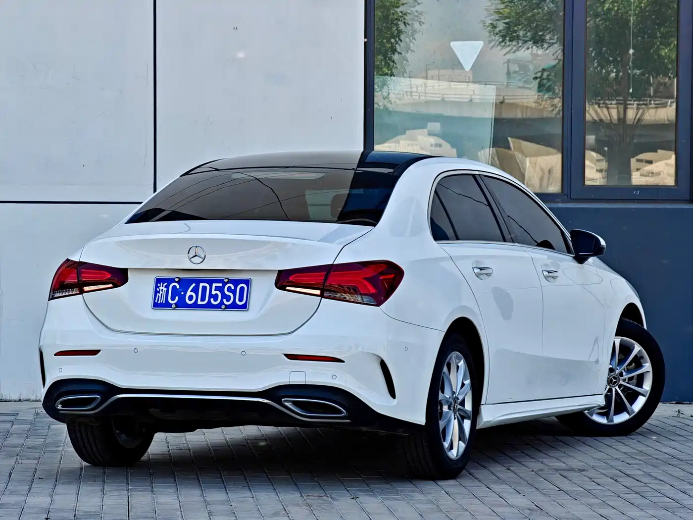 Mercedes-Benz A-Class 2022 A 200 L Sport Sedan Style фото 6