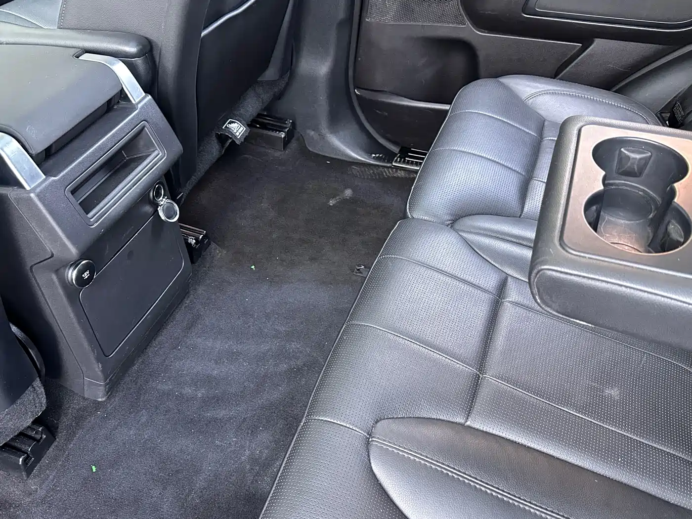 Land Rover Discovery 2019 3.0 SC V6 SE фото 15
