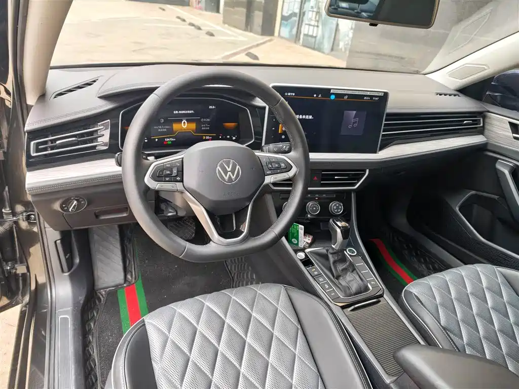 Volkswagen Sagitar 2023 300TSI DSG Surpassing Edition фото 14