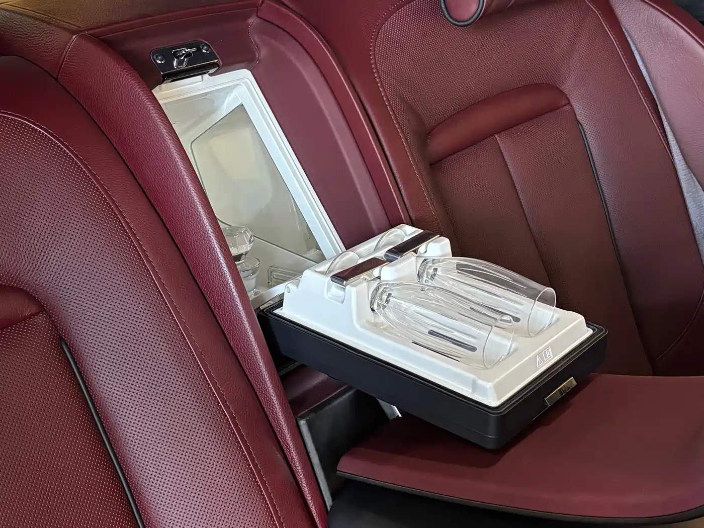 Rolls-Royce Cullinan 2018 4-Seater Version фото 10