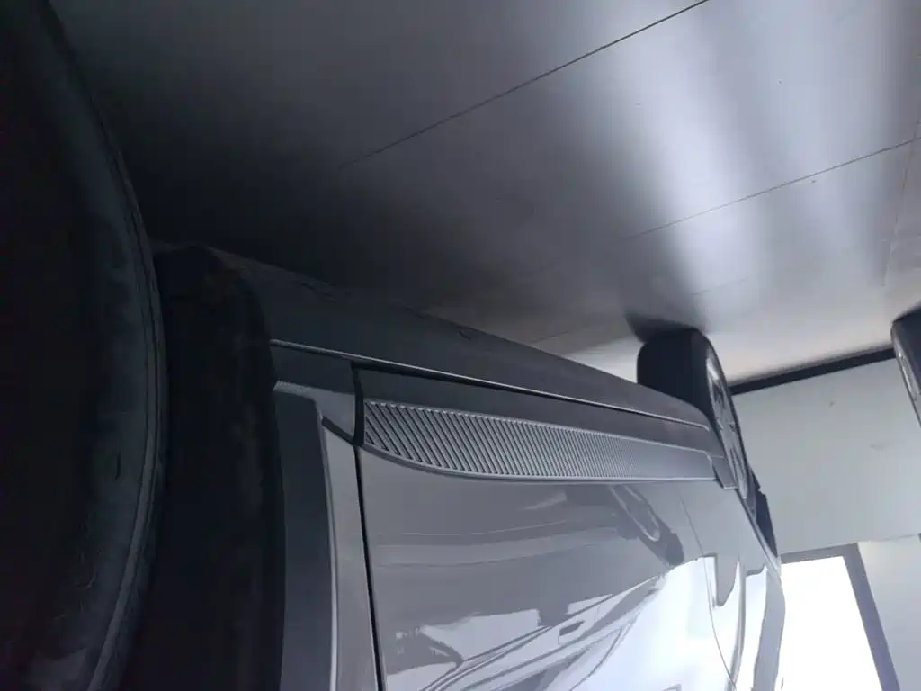 Фото 21 - Geely Geometry E Firefly