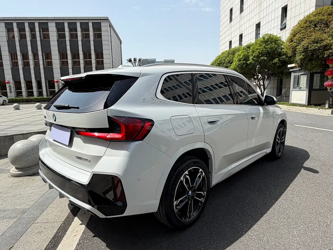 BMW X1 2023 sDrive25Li M Sport Package фото 7