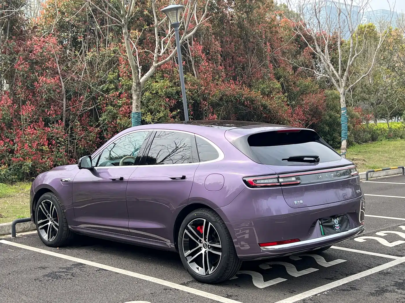 AITO Wenjie AITO M5 2025 Extended Range Ultra AWD фото 13