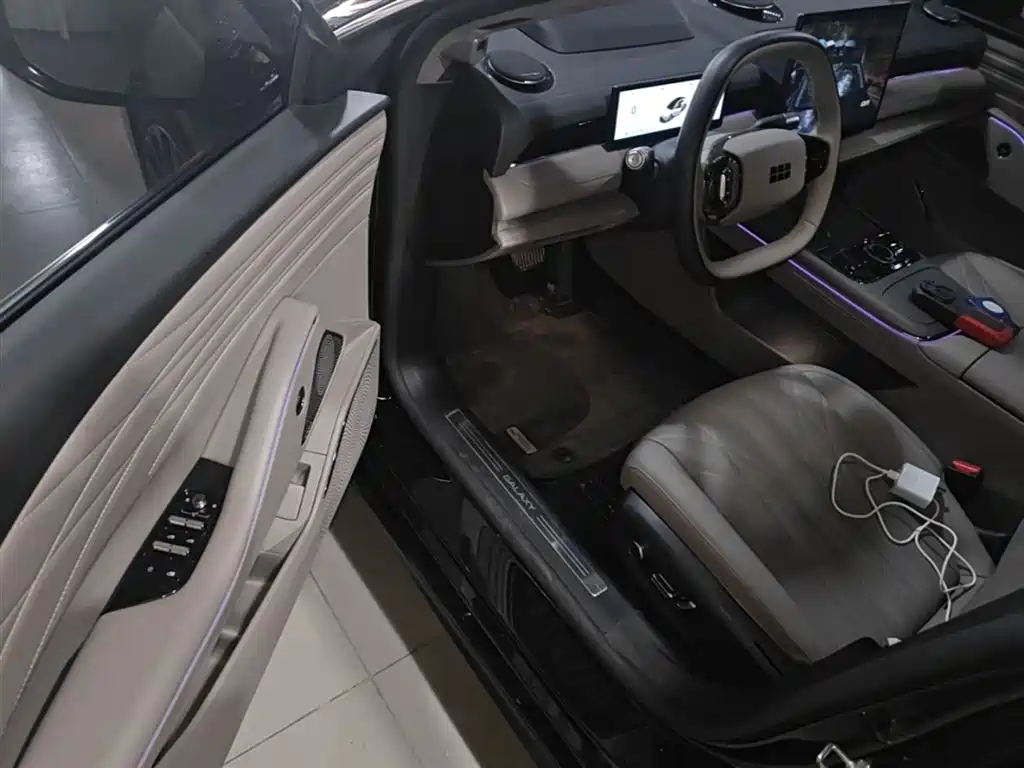 Geely Galaxy Galaxy Xingyao 8 2025 130km EM-P Starship Edition фото 16