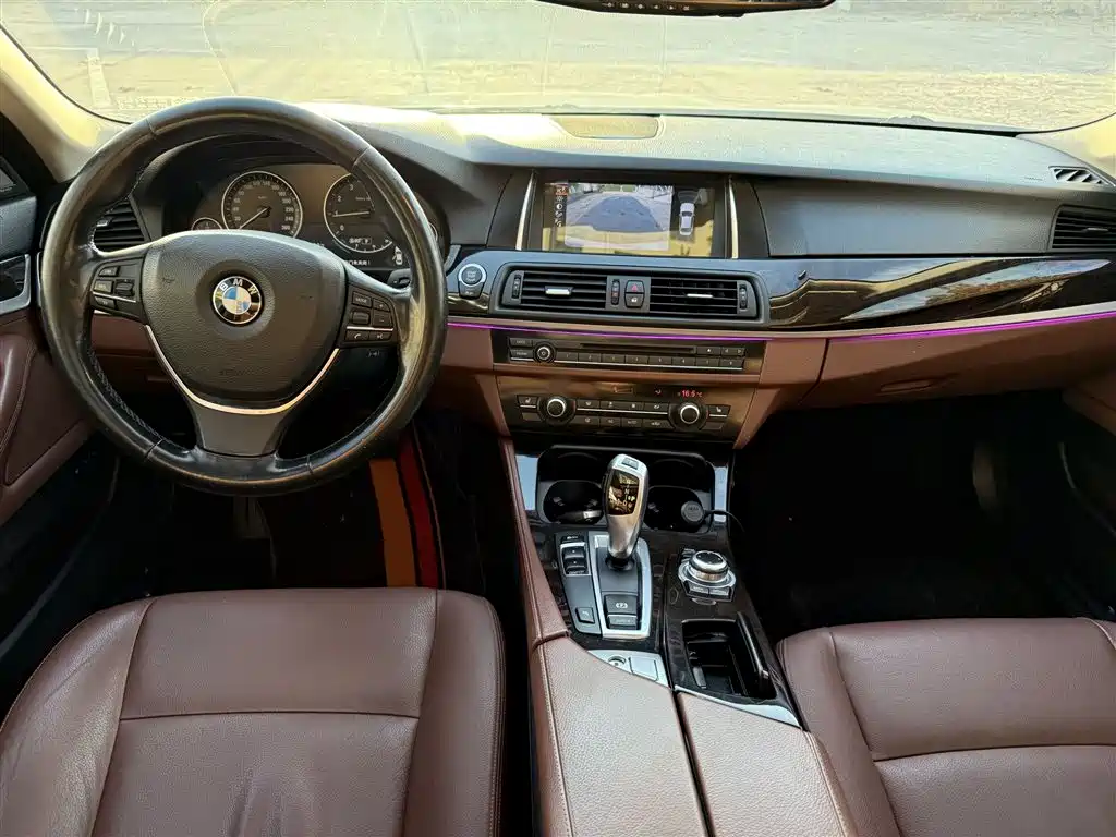 BMW 5 Series 2017 525Li Leading Edition фото 22