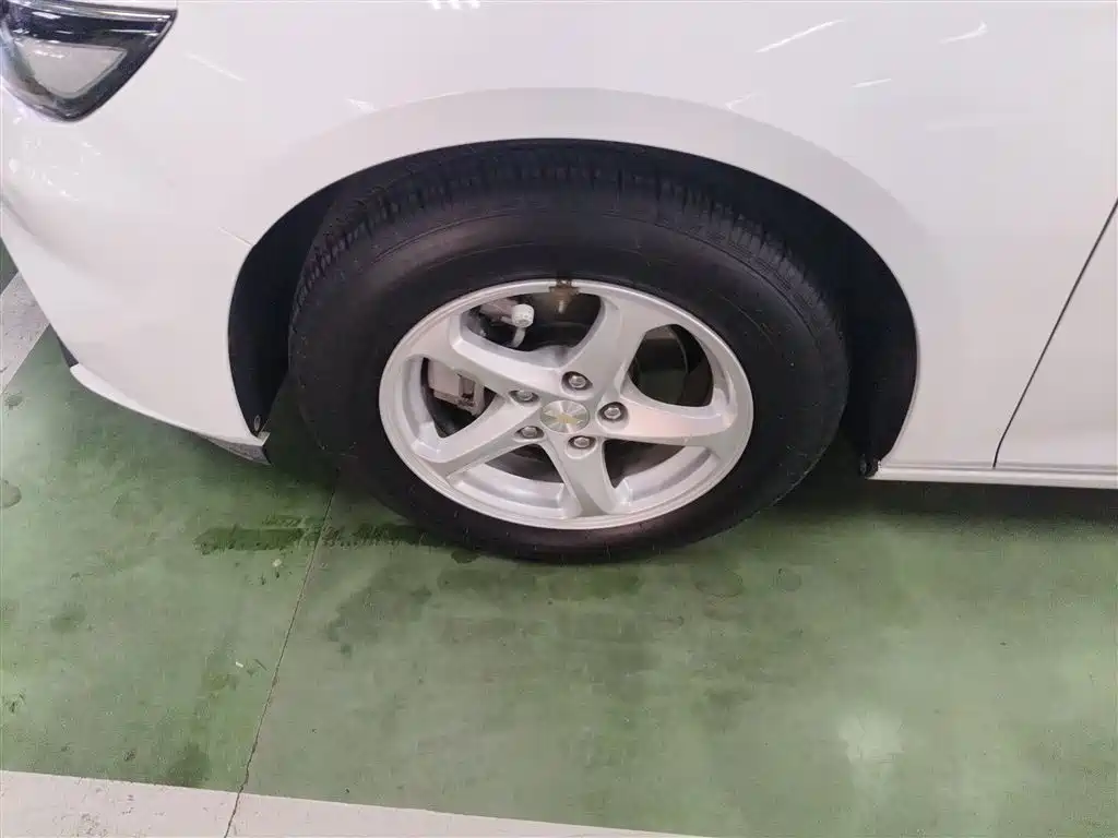 Chevrolet Malibu XL 2018 530T Auto RuiXiang Edition фото 23