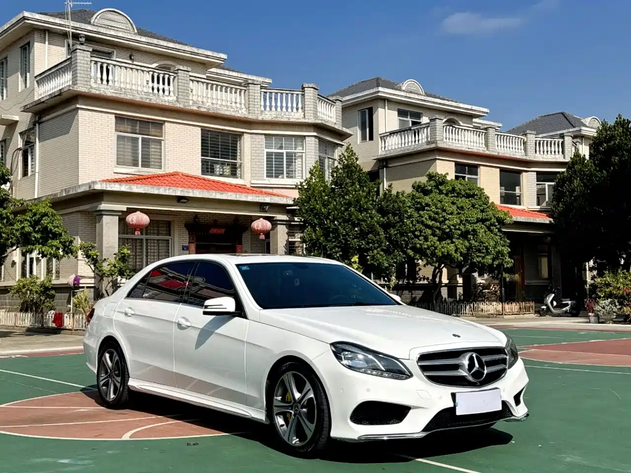 Mercedes-Benz E-Class 2015 E 260 L Sport фото 3
