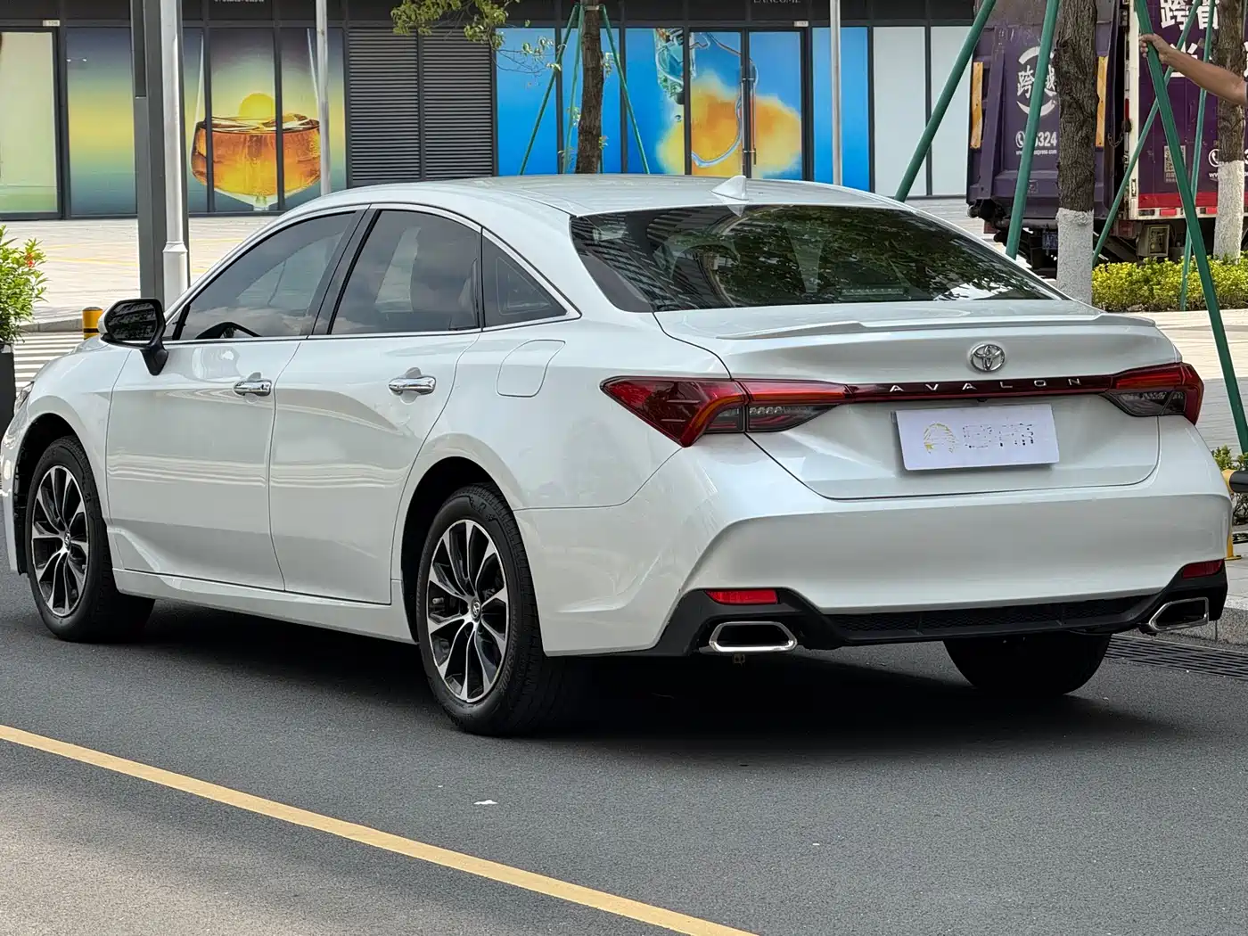 Toyota Avalon 2022 2.5L Luxury Edition фото 4