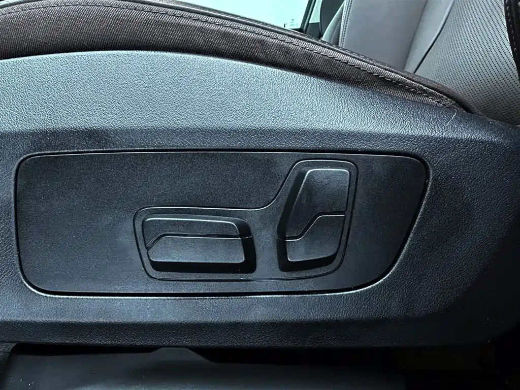 BMW X1 2023 sDrive20Li X Design Package фото 23