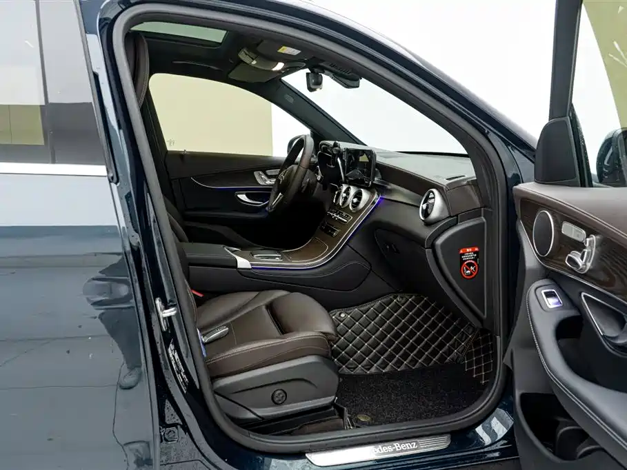 Mercedes-Benz GLC 2022 Model GLC 260 L 4MATIC Luxury Edition фото 28