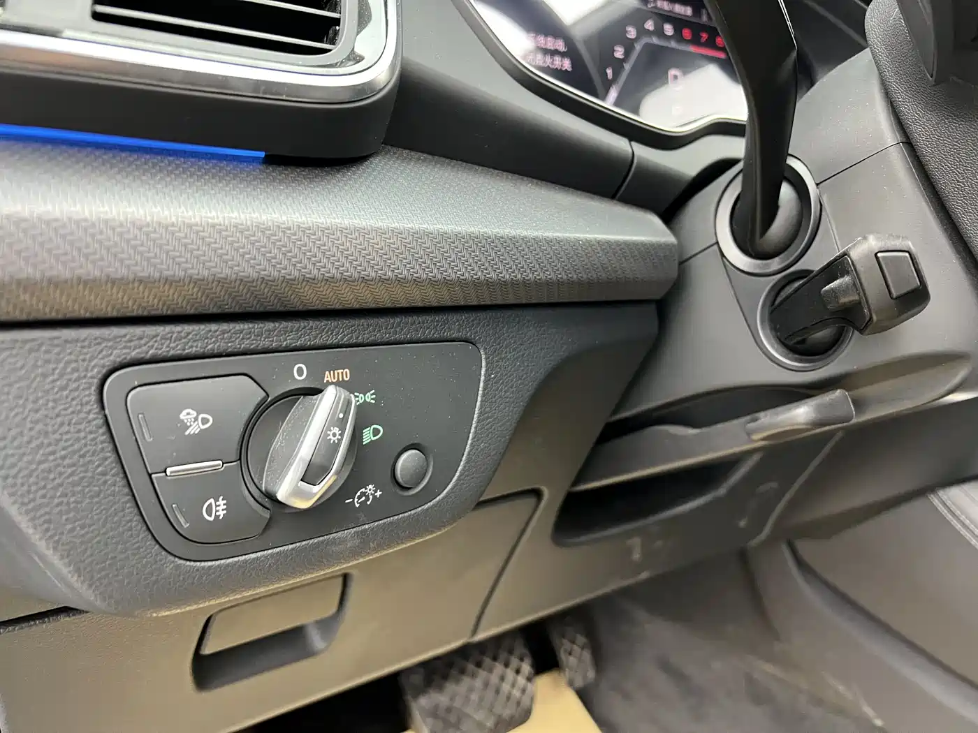 Audi Q5L 2022 40T Luxury Dynamic фото 13