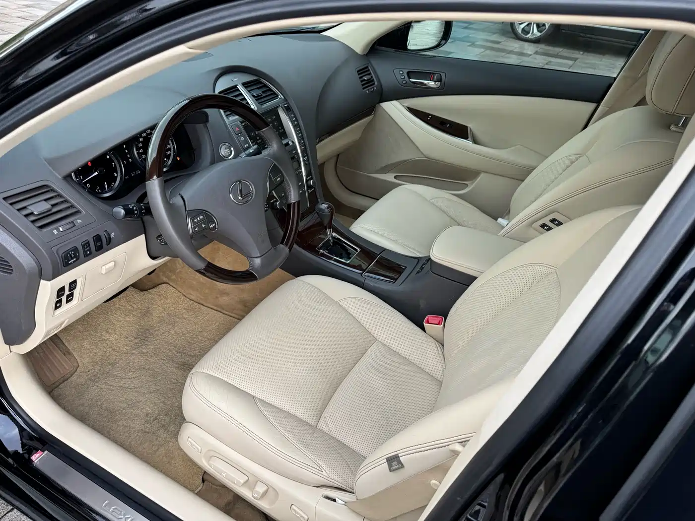 Lexus ES 2010 350 Luxury Edition фото 10