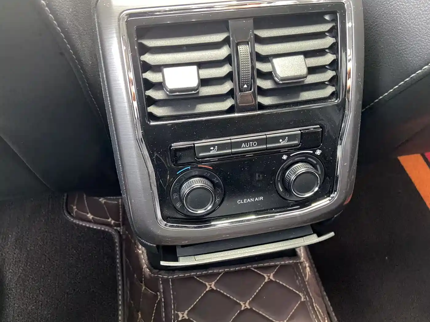 Volkswagen Passat 2017 330TSI DSG Prestige фото 12