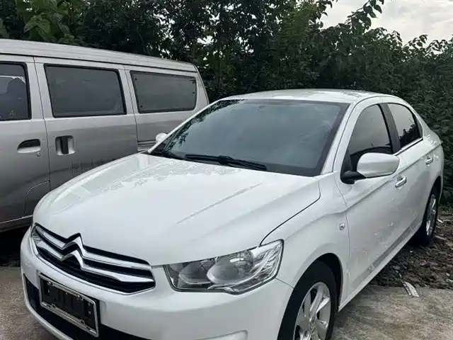 Citroën Elysee 2016 1.6L Manual Fashion Type