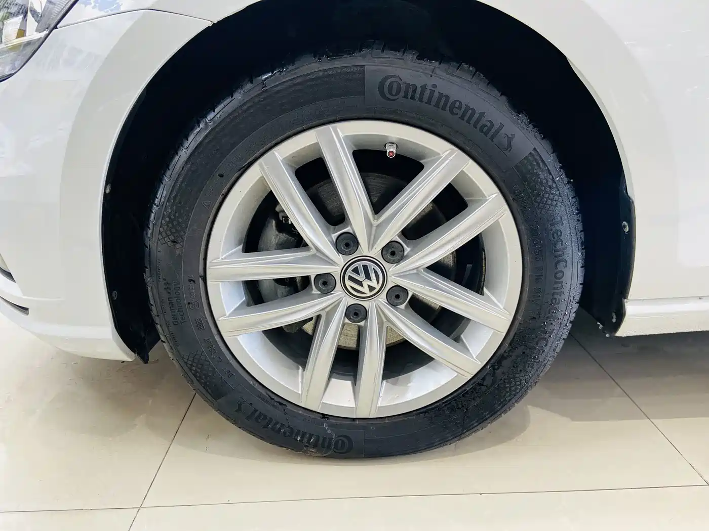 Volkswagen Golf 2019 1.6L Auto Comfort (China V) фото 16
