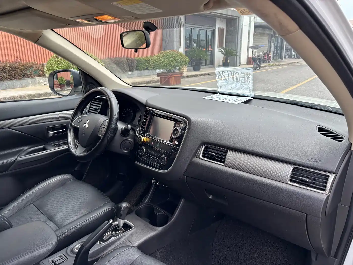 Mitsubishi Outlander (Import) 2015 2014 2.4L 4WD Luxury Value Edition 7-seater