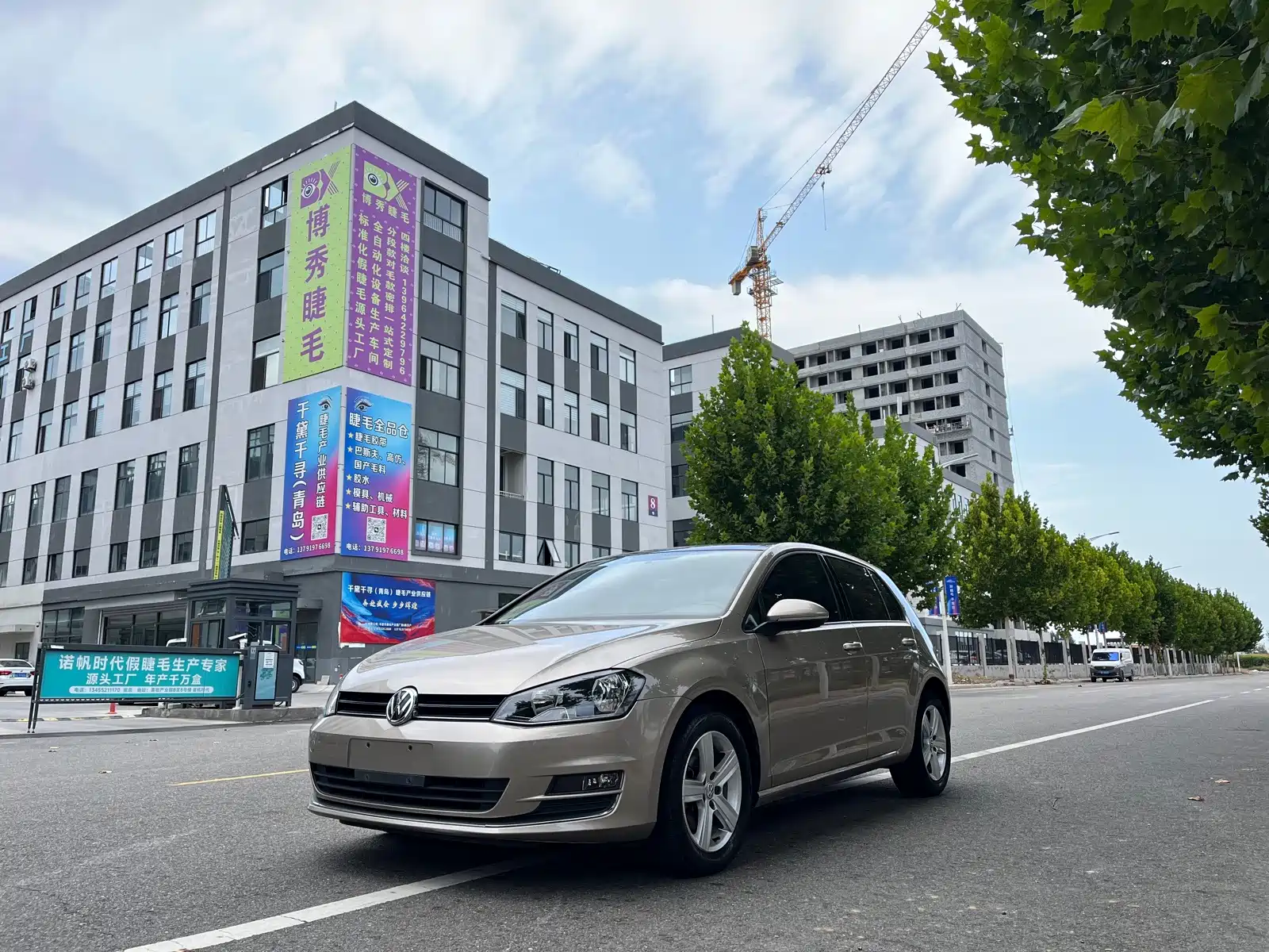 Фото 1 - Volkswagen Golf