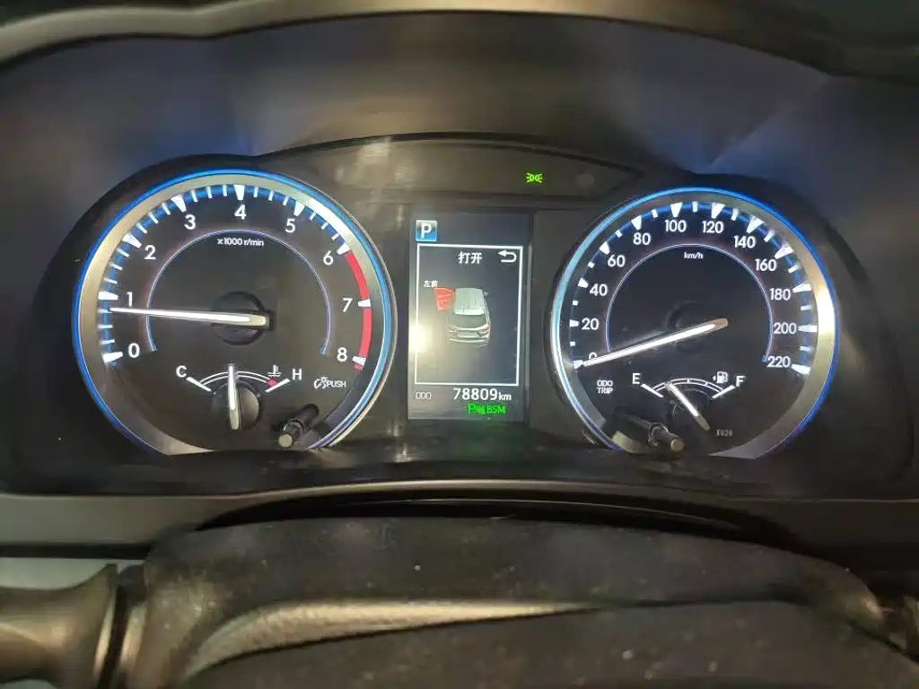Фото 4 - Toyota Highlander