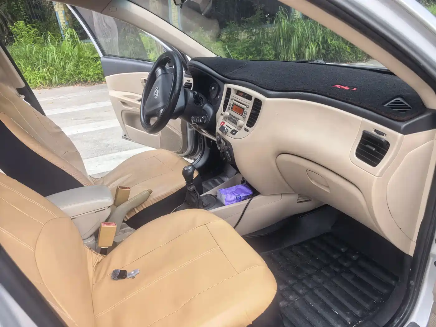 Kia Rio 2010 2007 1.4L MT GLS