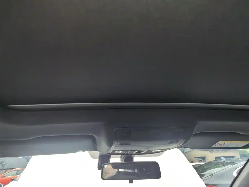 Volkswagen Tharu 2019 Model 280TSI 2WD R-line China VI фото 9