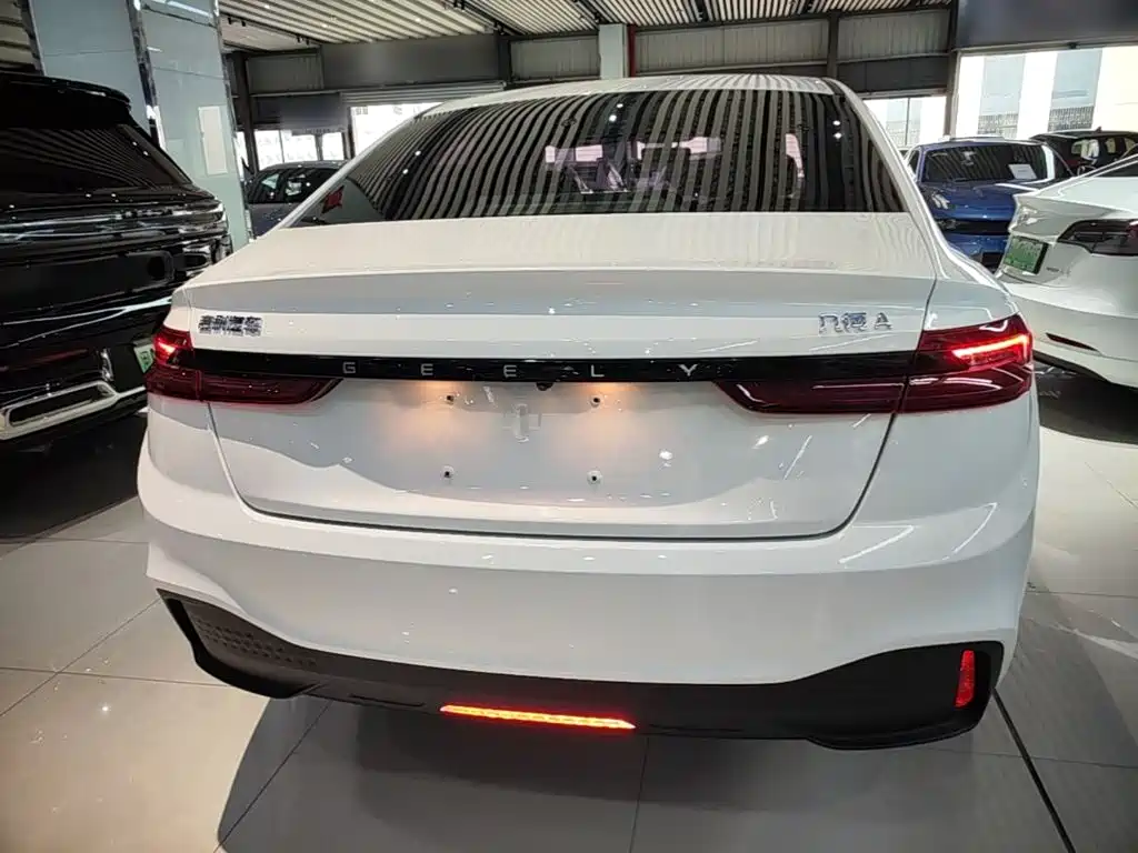 Photo 6 - Geely Geometry A