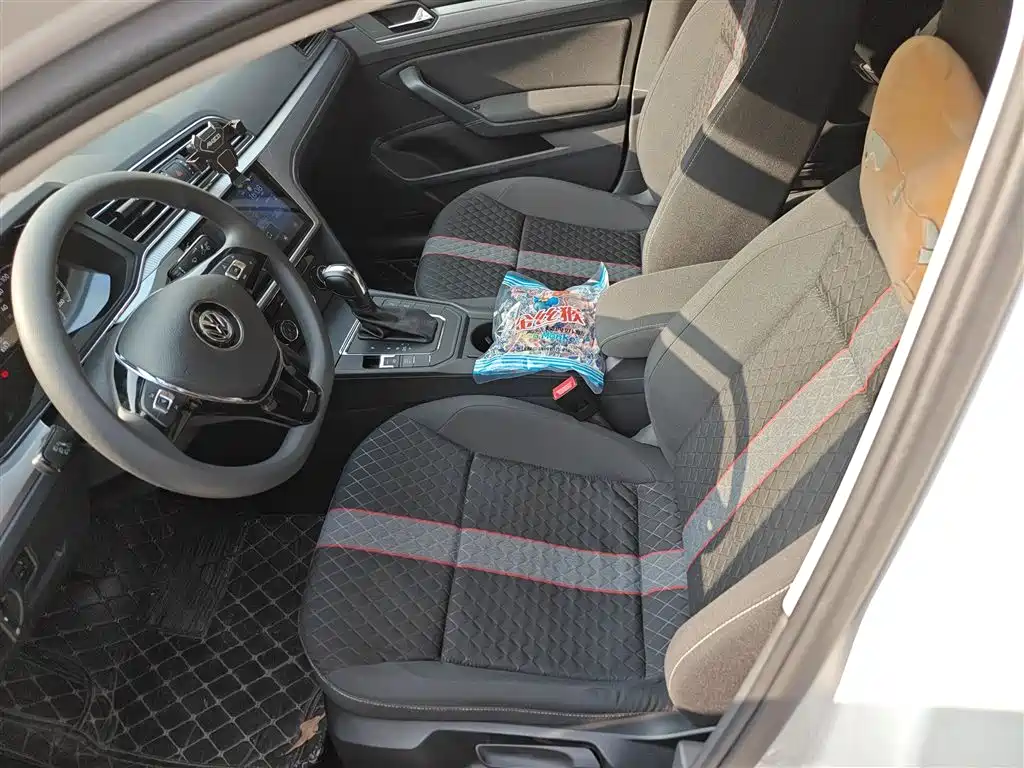 Volkswagen Lamando 2019 230TSI DSG Trend Edition China V фото 8