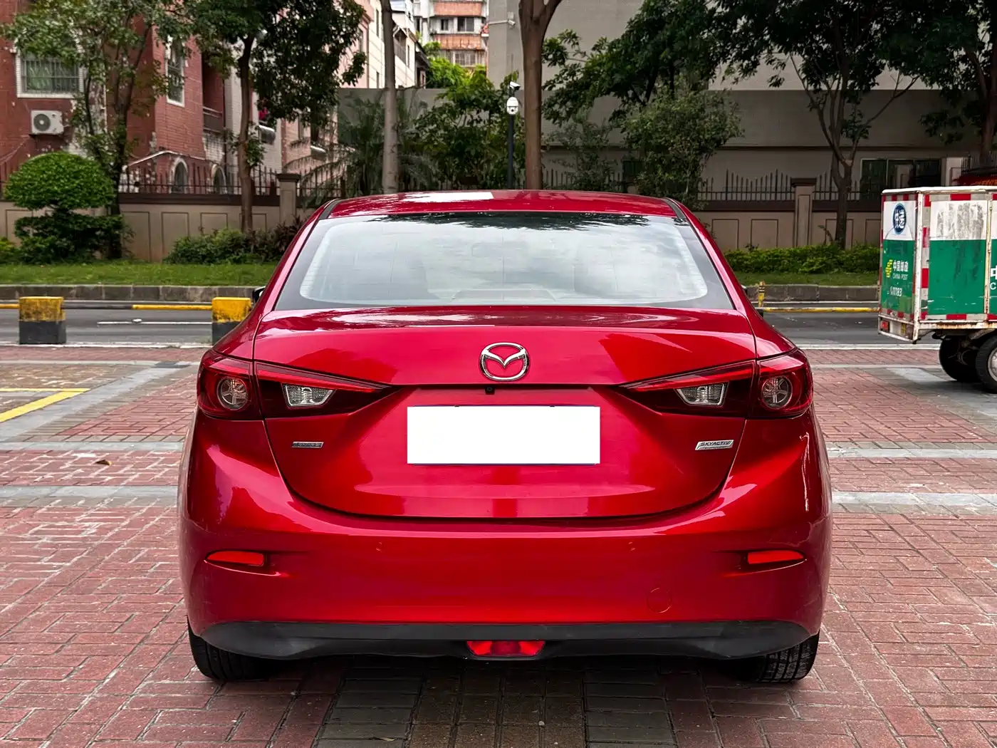Mazda Mazda 3 2014 2014 Sedan 1.5L Automatic Luxury