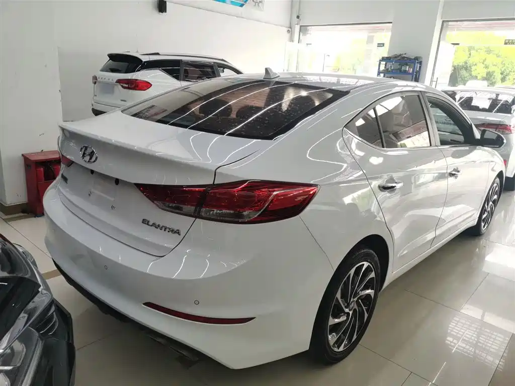 Hyundai Elantra 2019 1.4T Dual-clutch XuanDong·Vitality Type фото 5