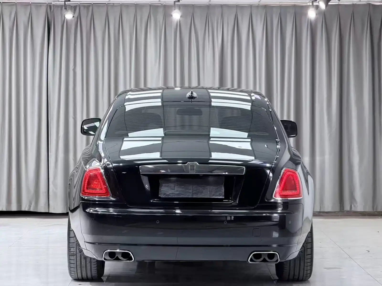 Фото 13 - Rolls-Royce Ghost