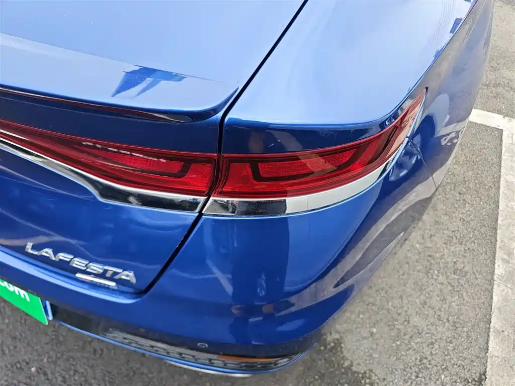 Hyundai Fista 2019 280TGDi Sport Edition China VI фото 8
