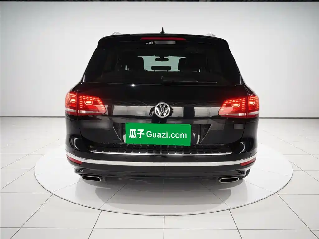 Volkswagen Touareg 2017 3.0TSI Explorer Edition фото 6
