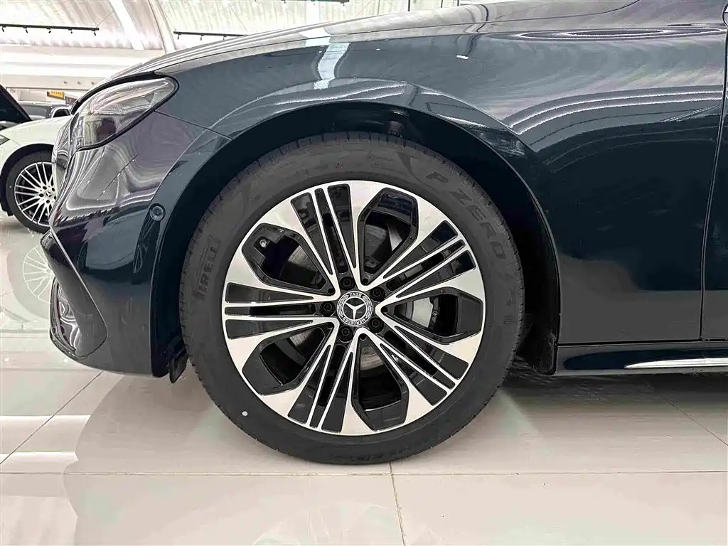 Mercedes-Benz E-Class 2026 2024 E 300 L Fashion Sport