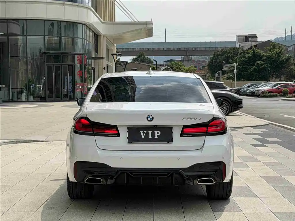BMW 5 Series 2022 Model Second Facelift 530Li Leading M Sport Package фото 8