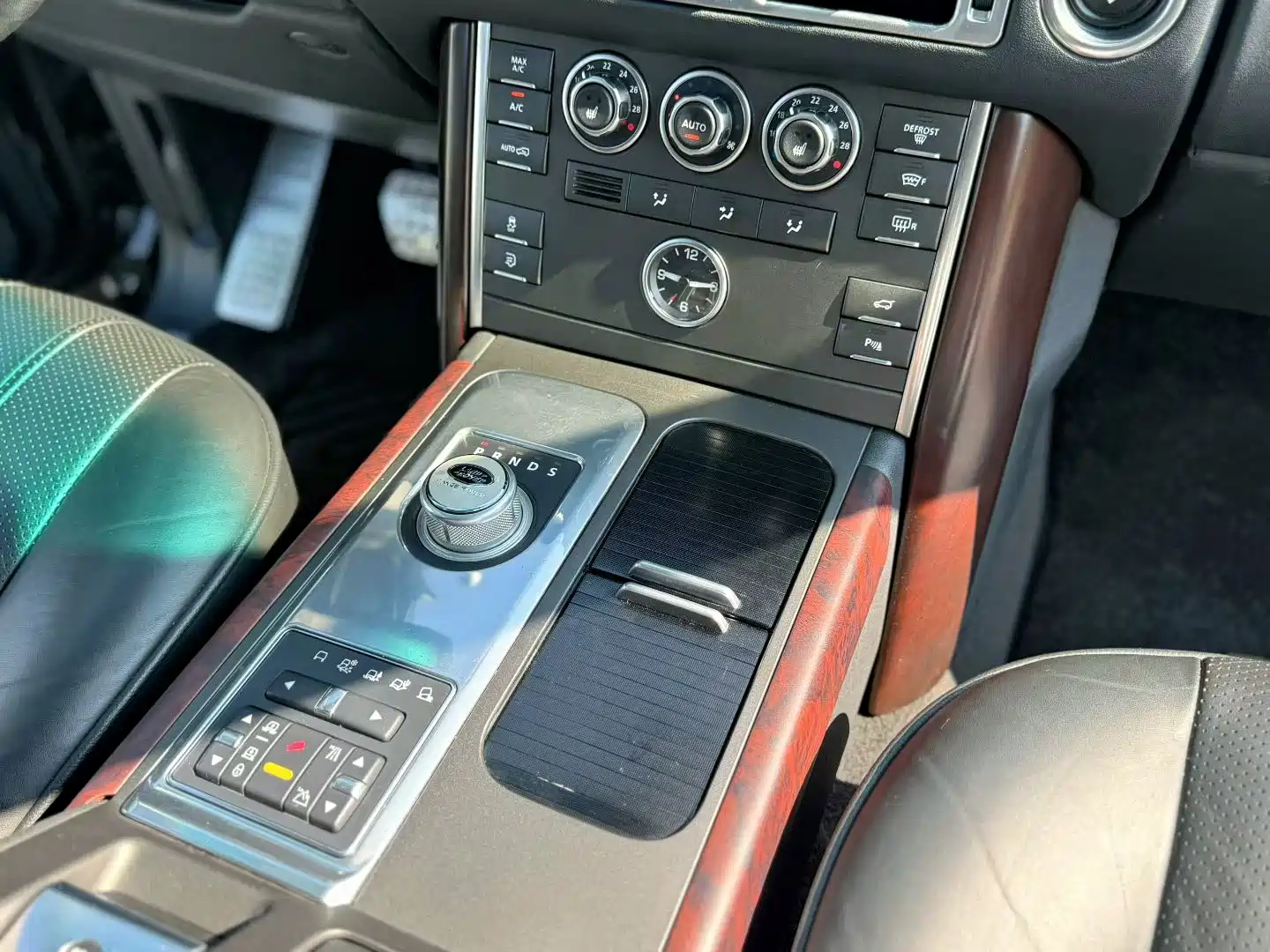 Фото 8 - Land Rover Range Rover