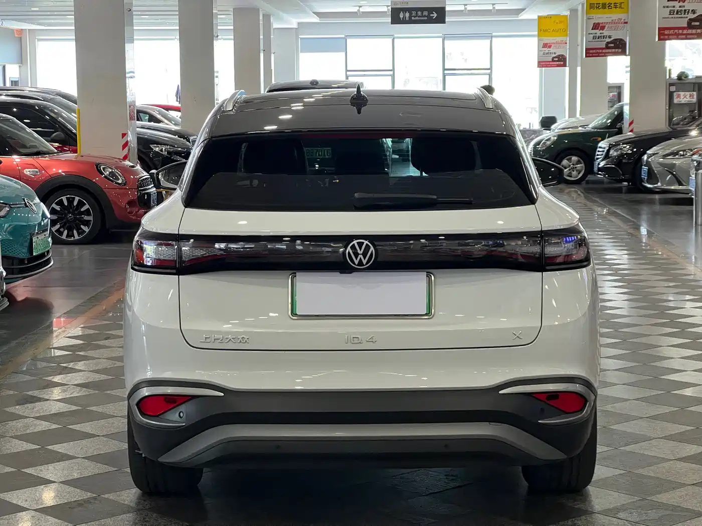VOLKSWAGEN ID.4 X