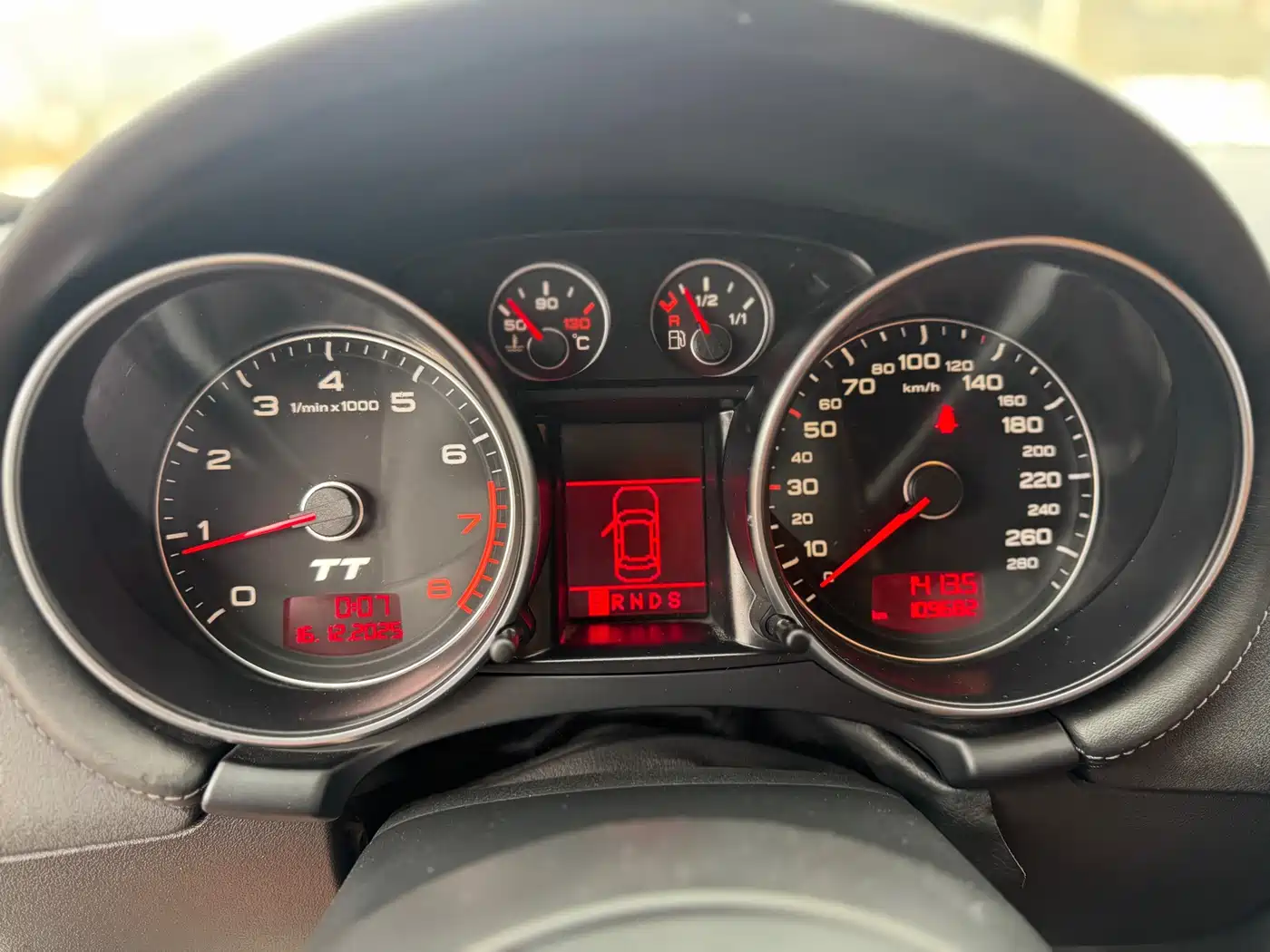 Audi TT 2008 Model TT Coupe 2.0TFSI фото 11