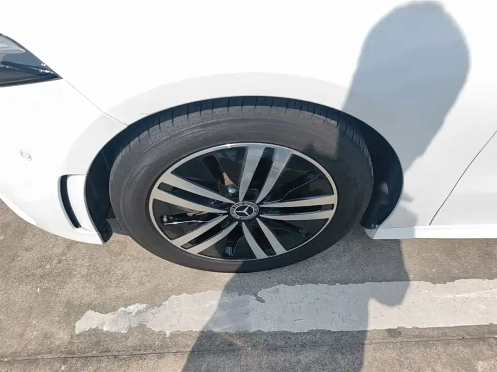 Mercedes-Benz A-Class 2019 A 180 L Sport Sedan фото 23