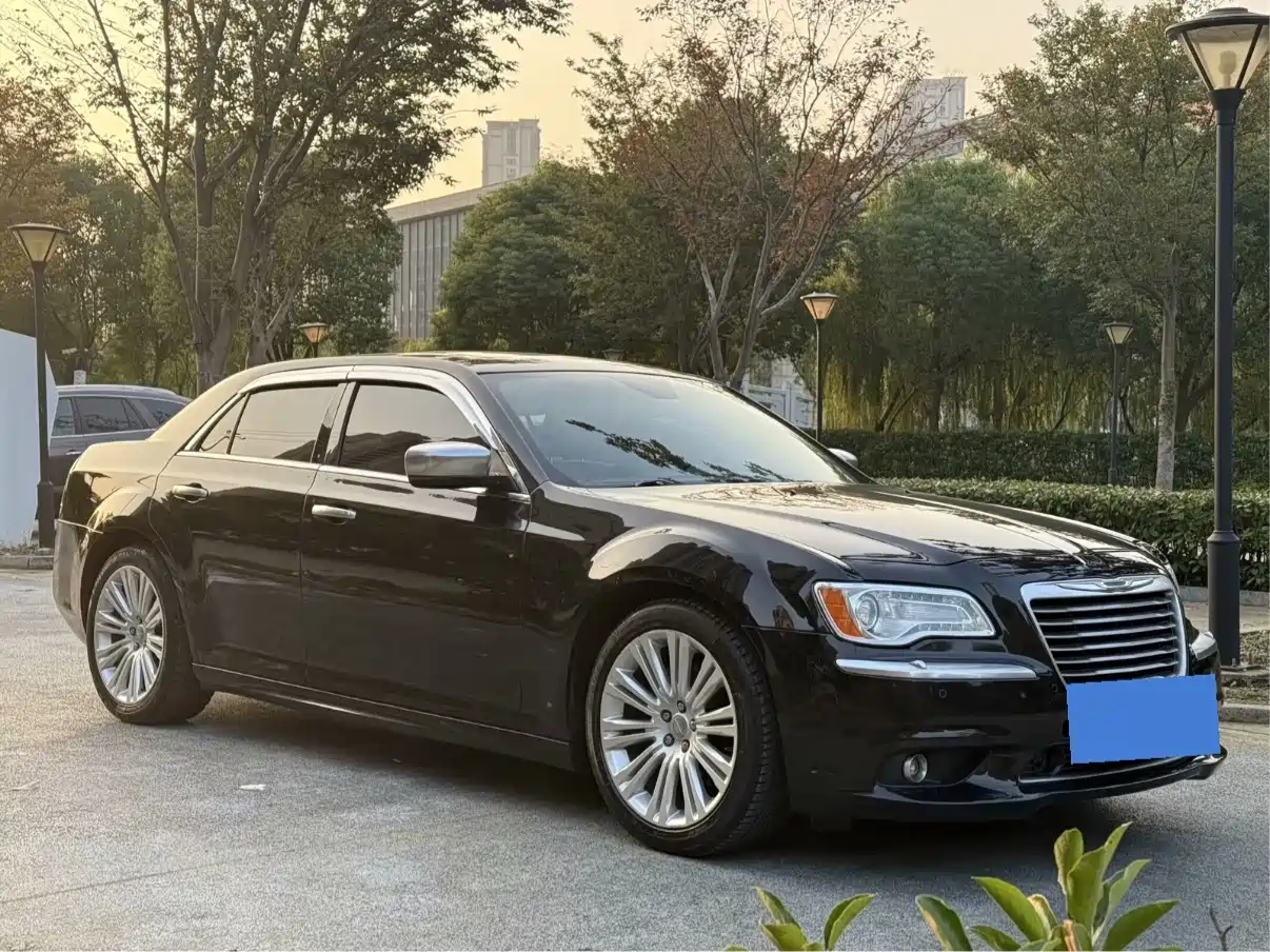 Chrysler 300C (Import) 2015 2014 3.0L Excellence Edition