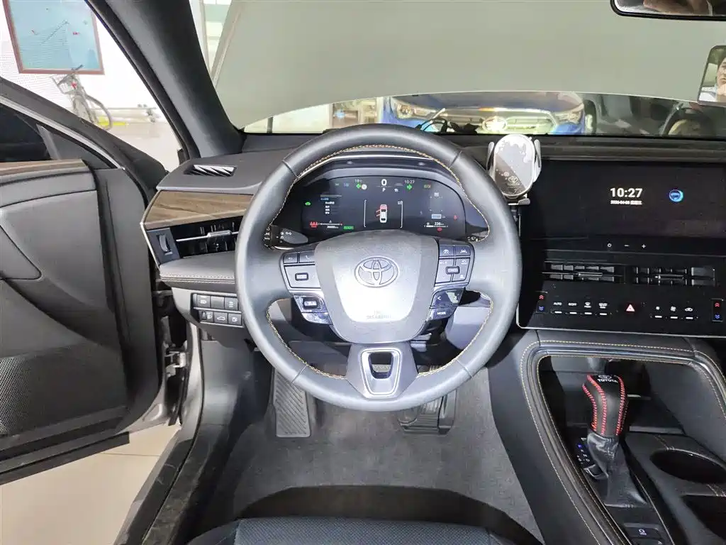 Toyota Avalon 2024 Hybrid 2.0L Luxury Edition фото 11