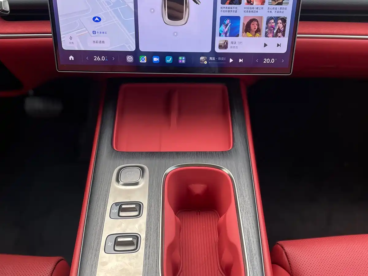 XIAOMI CAR XIAOMI SU7