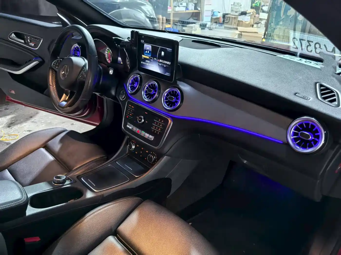 Mercedes-Benz CLA (Import) 2018 CLA 200 Fashion Edition фото 2