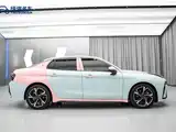 Photo 4 - Lynk & Co 03