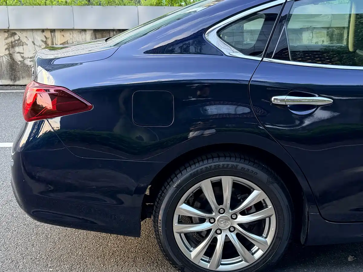 Infiniti Q70 2017 2017 Q70L 2.5L Elite Edition