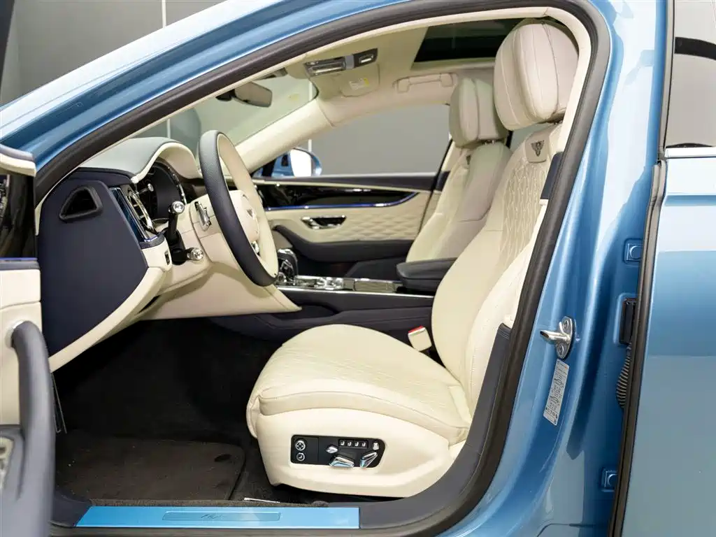 BENTLEY FLYING SPUR PLUG IN HYBRID