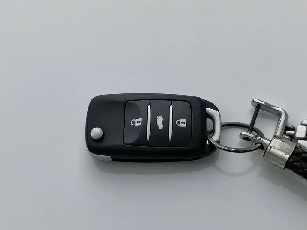 Photo 19 - Changan Eado XT