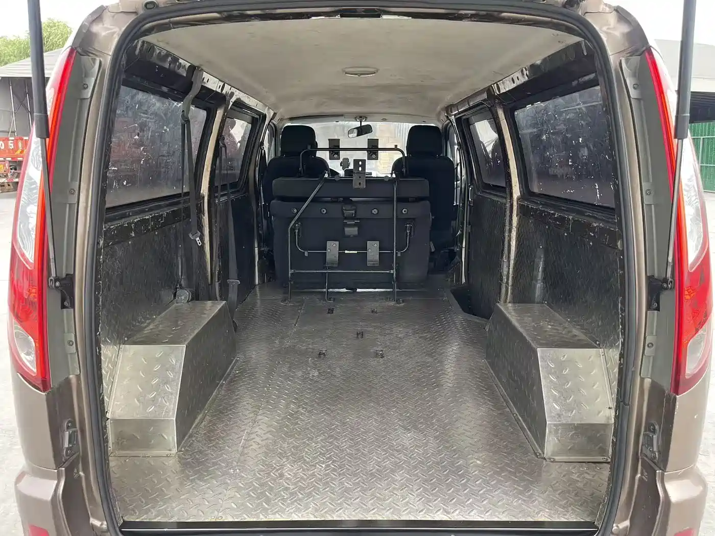 Foton Fengjing G5 2020 2020 Model 2.0L Long Wheelbase Flat Roof 6-Seater MPV 1TZS
