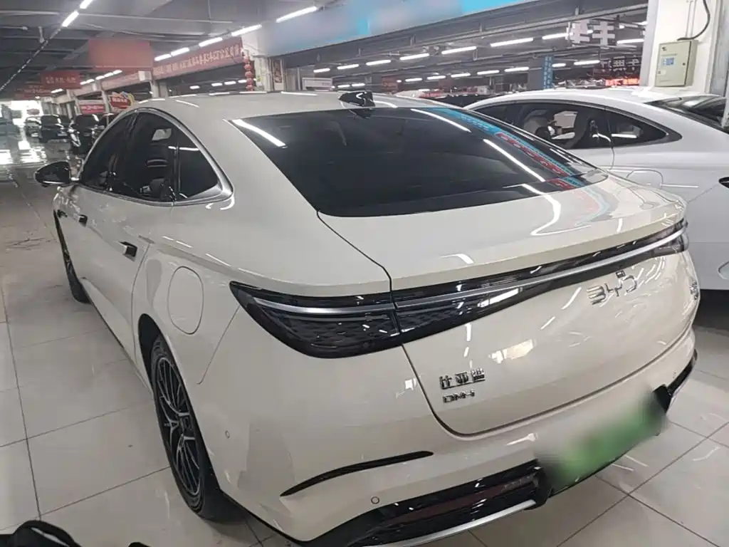 BYD Seal 07 DM-i 2025 2025 Smart Drive Edition DM-i 1.5T 125km Flagship