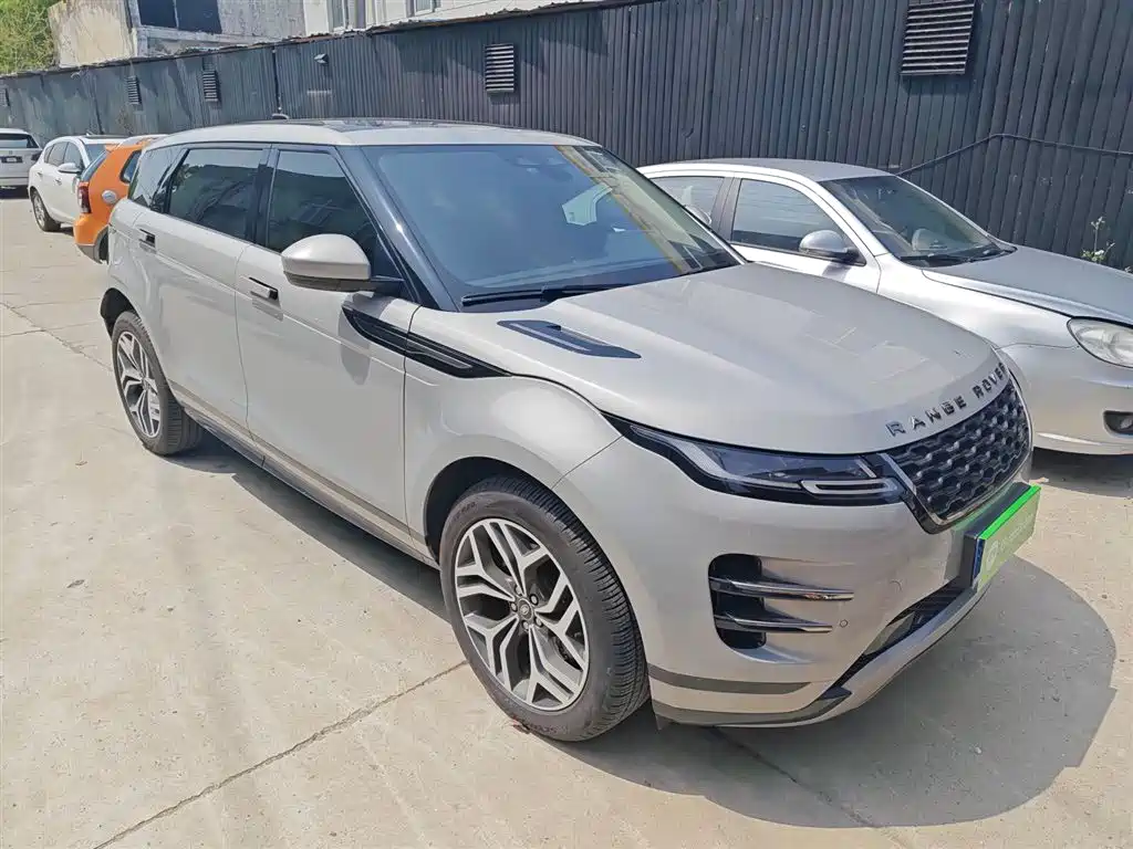 Land Rover Range Rover Evoque 2022 Range Rover Evoque L 249PS R-Dynamic Luxury Edition фото 22