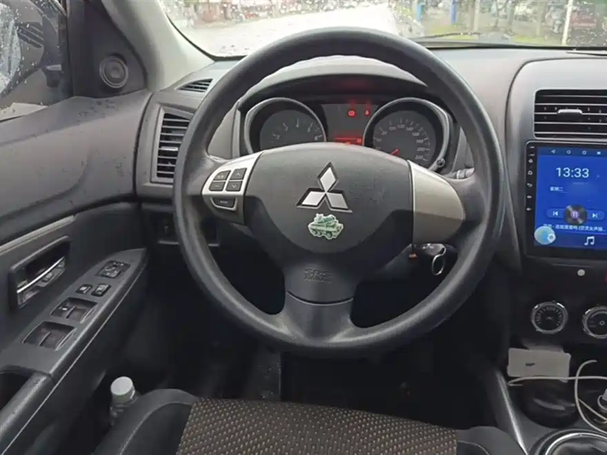 Mitsubishi ASX 2013 2.0L Manual 2WD Comfort фото 15