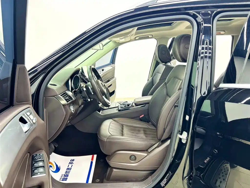 Mercedes-Benz GLS 2016 GLS 400 4MATIC Dynamic фото 6